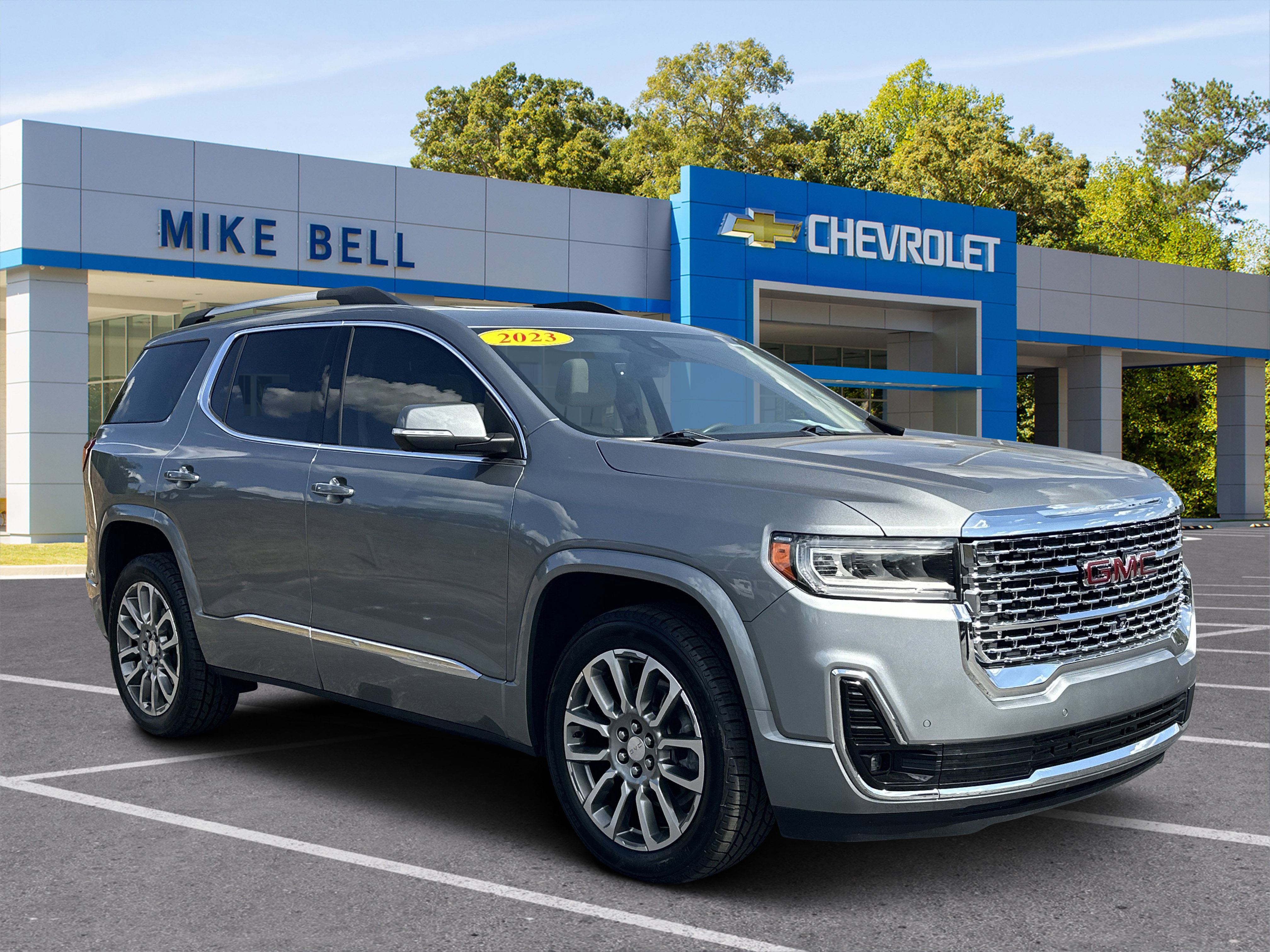 2023 GMC Acadia Denali