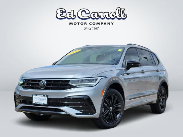 Certified 2022 Volkswagen Tiguan SE R-Line