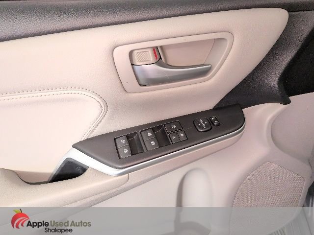 2016 Toyota Camry XLE