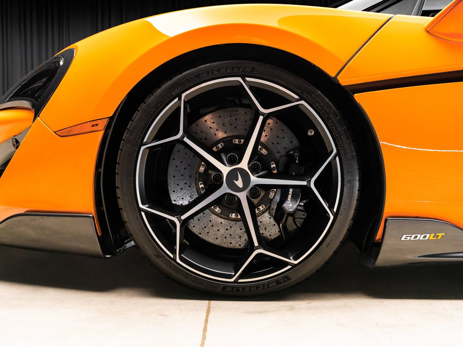 Used 2020 McLaren 600LT Spider photo 27
