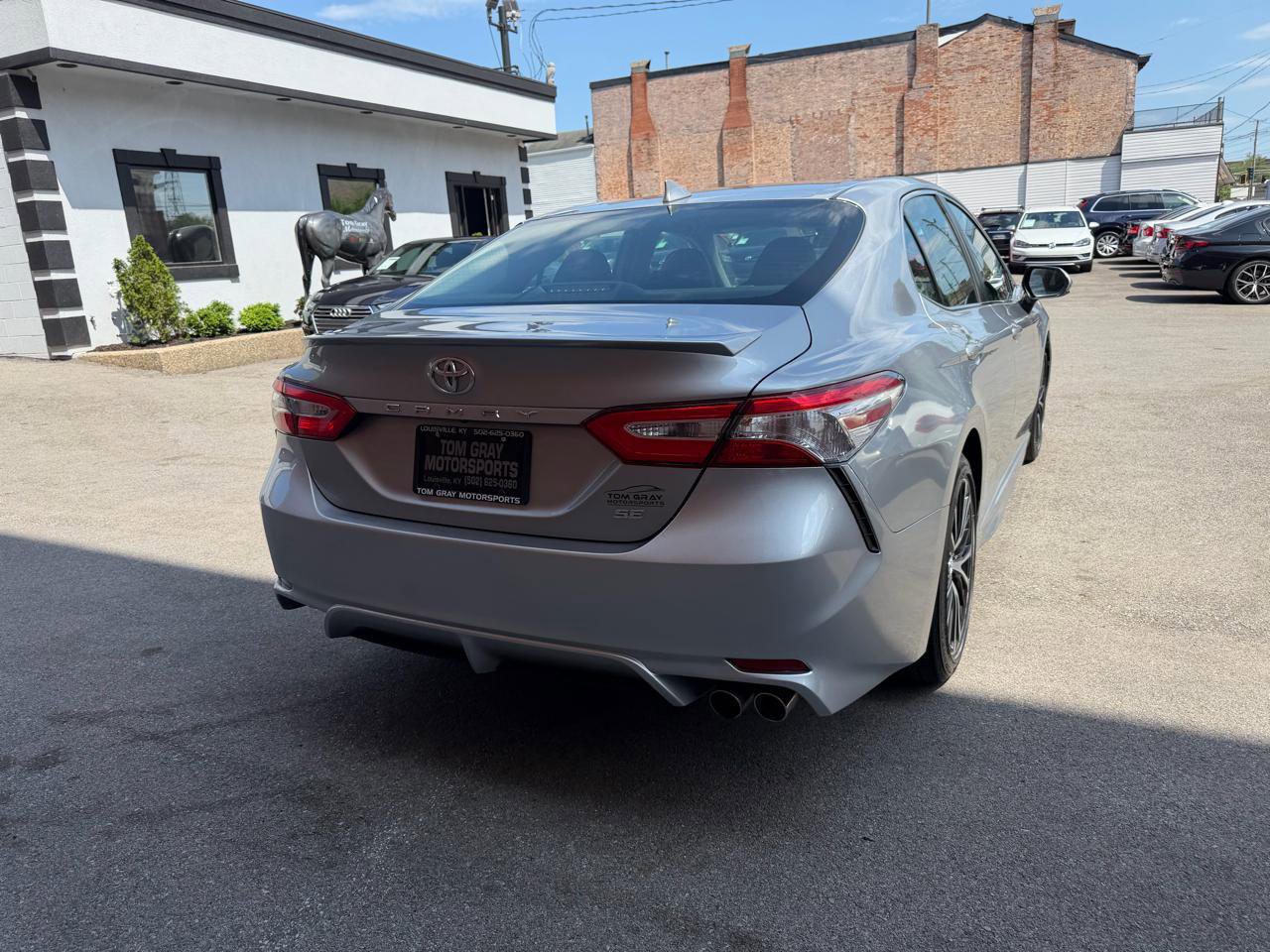 2020 Toyota Camry SE