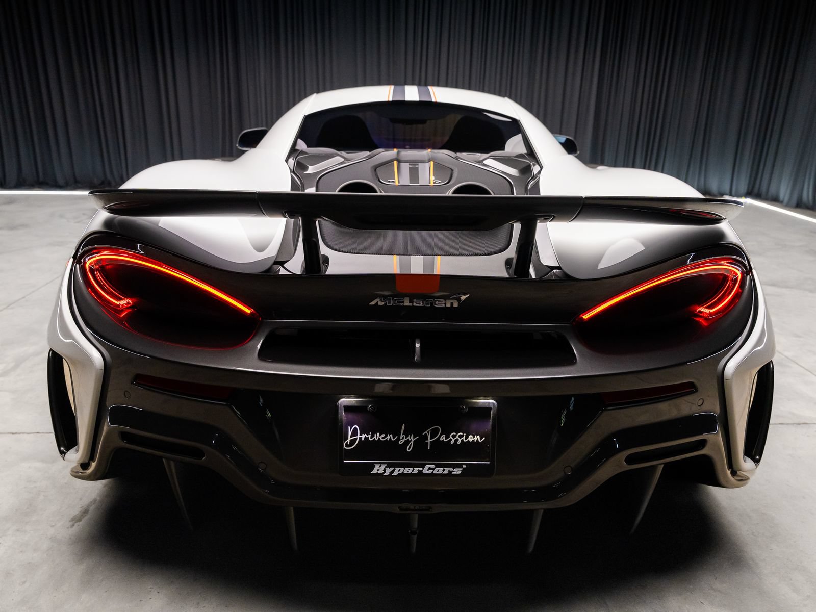 Used 2019 McLaren 600LT photo 16