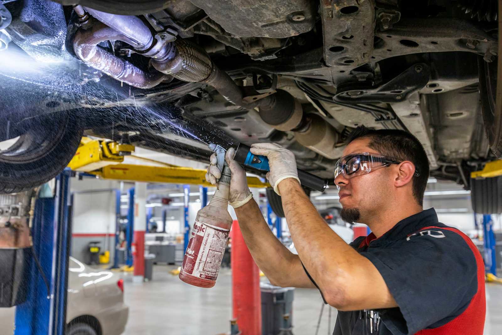 2023 Toyota RAV4 XSE