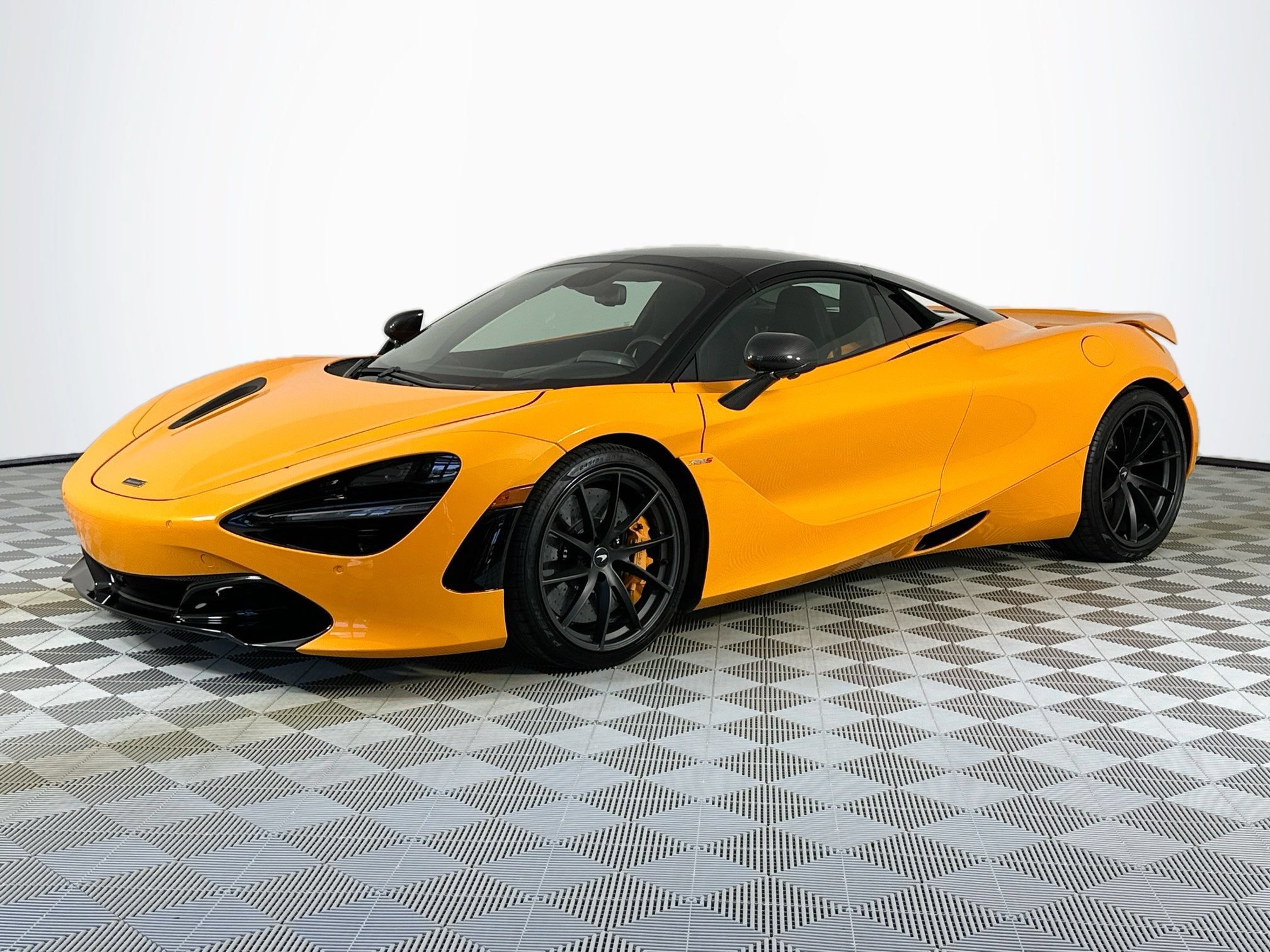 Used 2022 McLaren 720S Performance photo 27