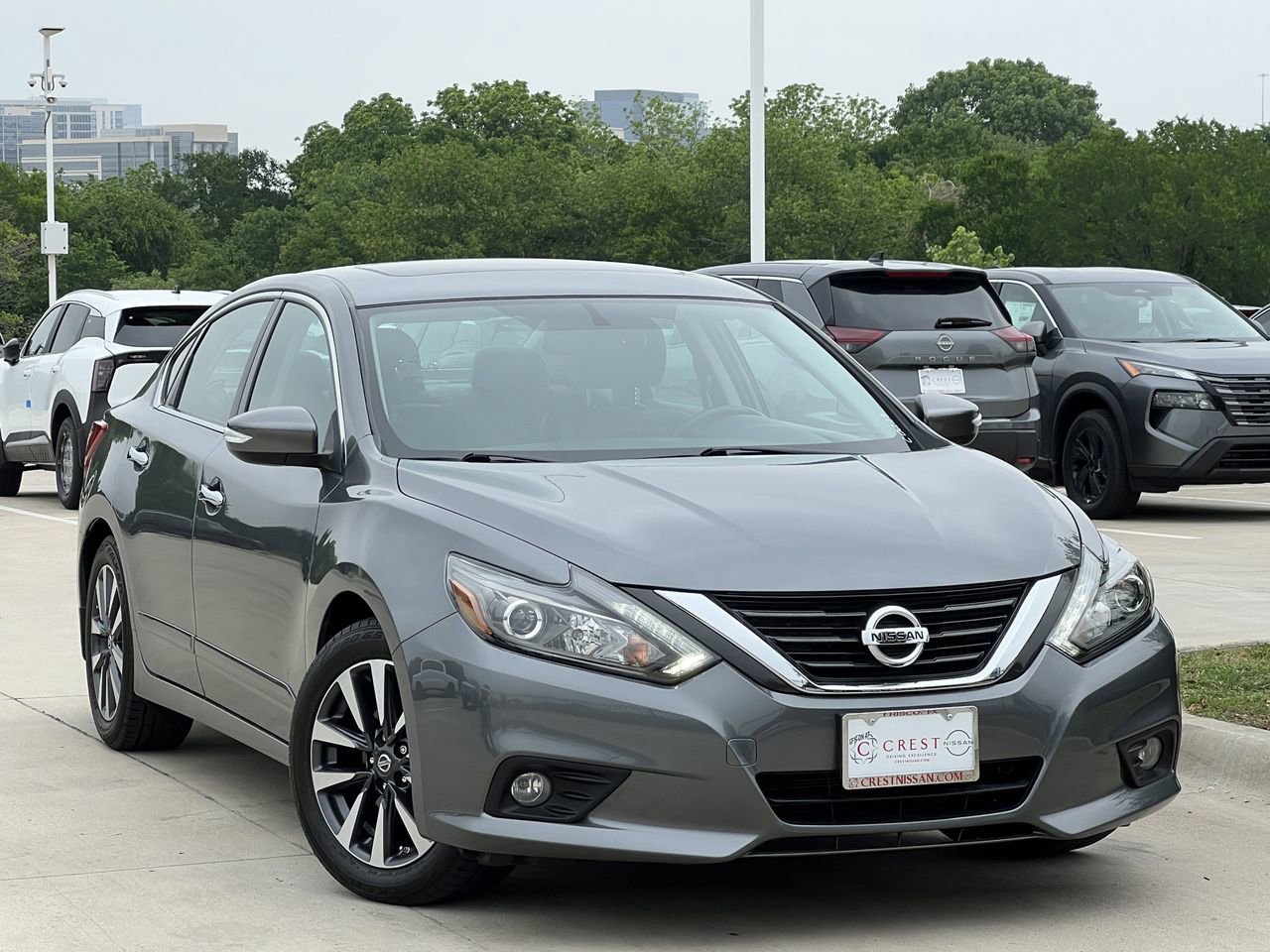 Used 2016 Nissan Altima 2.5 SL w/ 2.5 Technology w/LED Package