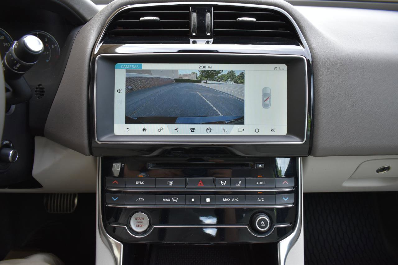 2019 Jaguar XE Prestige