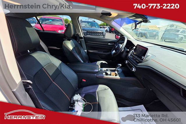 2022 Nissan Altima 2.5 SR