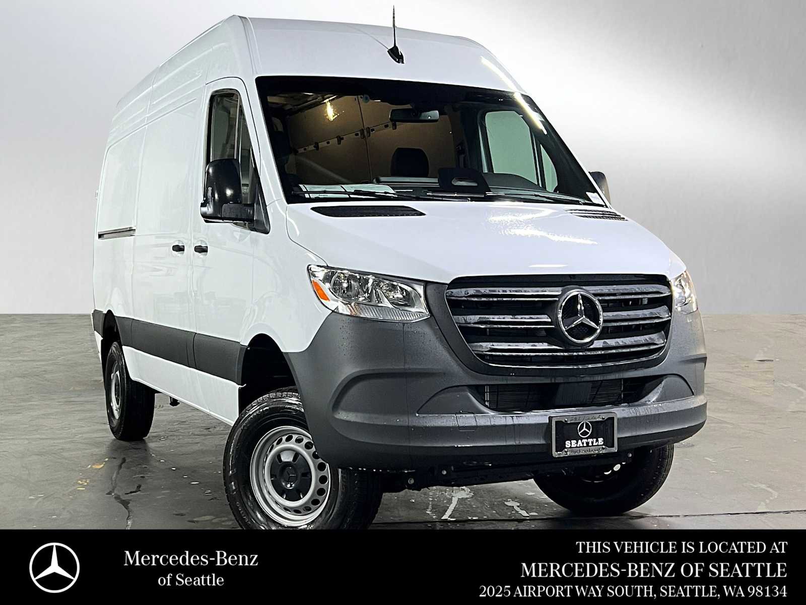 日*4様 【即日発送】TeamTransport Mercedes-Benz 4 オンラインショールームで新車を探す|メルセデス・ベンツ オンライン
