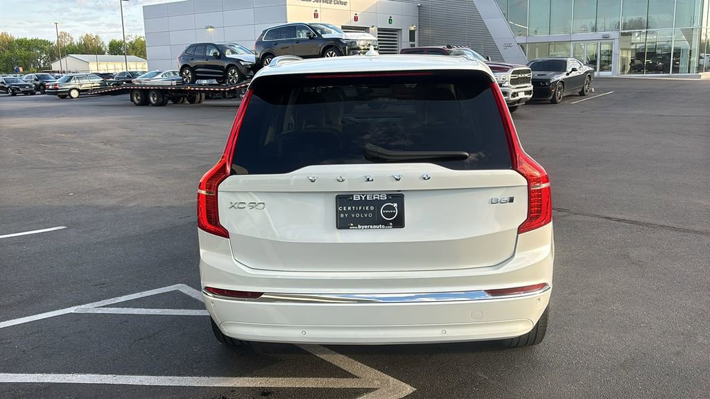 2025 Volvo Xc90 B6 Plus