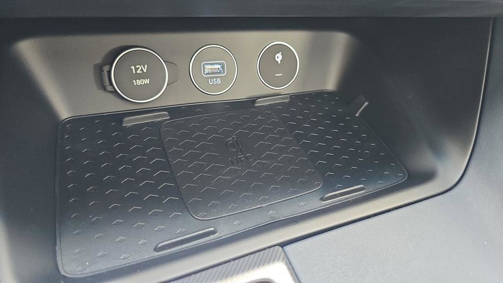 2026 Genesis G70 3.3T Prestige