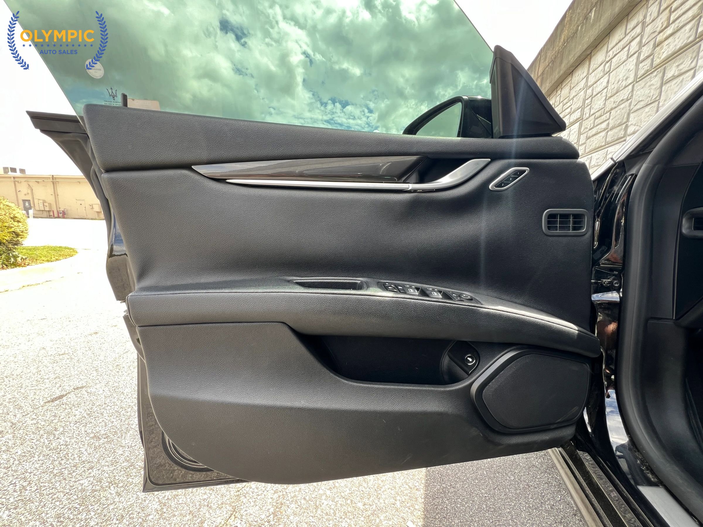 2015 Maserati Ghibli