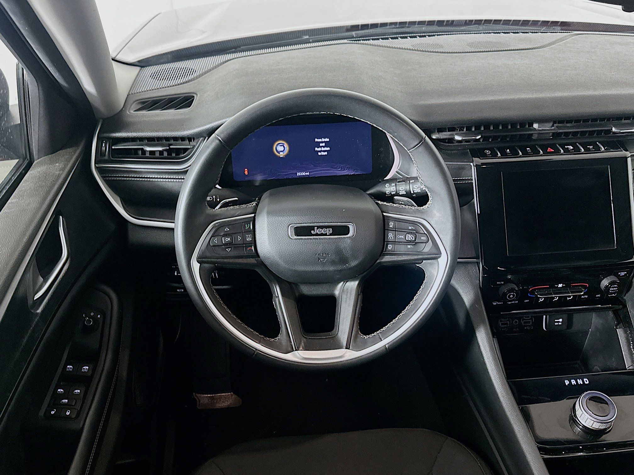 2023 Jeep Grand Cherokee L Laredo