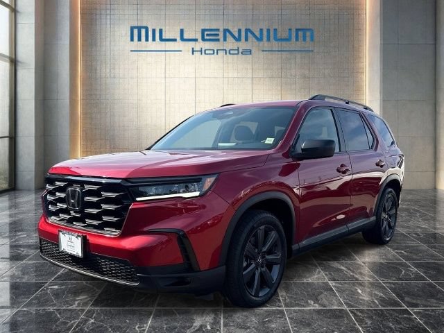 Certified 2025 Honda Pilot Sport