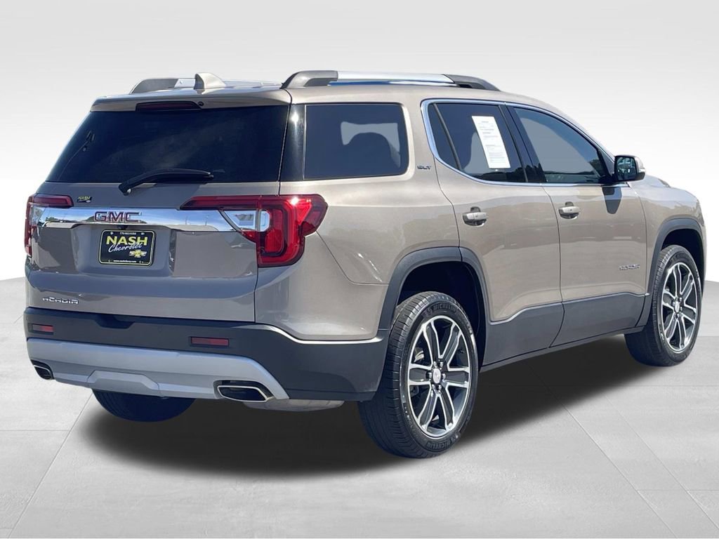 2023 GMC Acadia SLT