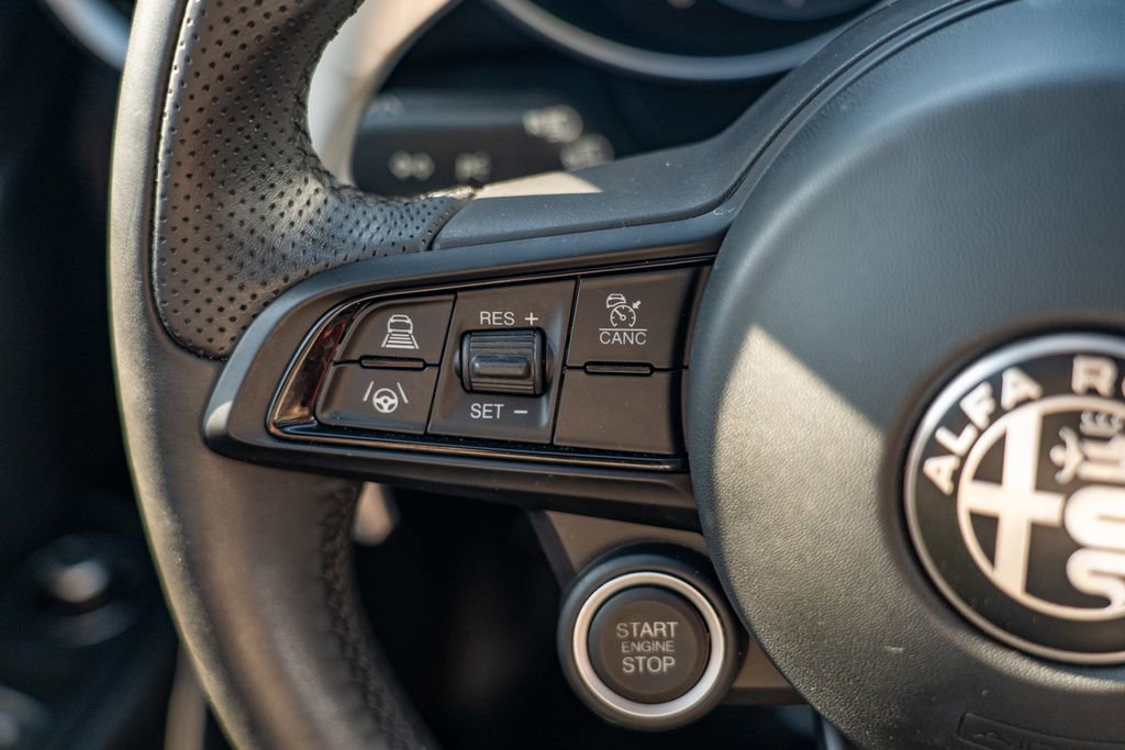 2023 Alfa Romeo Giulia Veloce