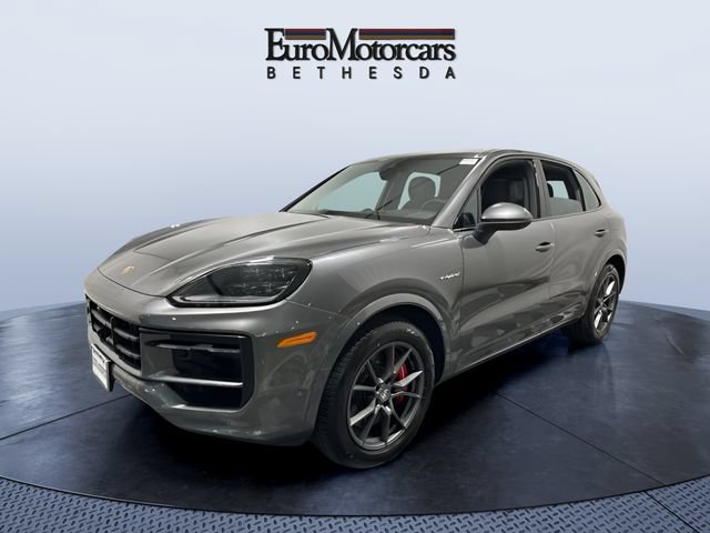 Used 2025 Porsche Cayenne S