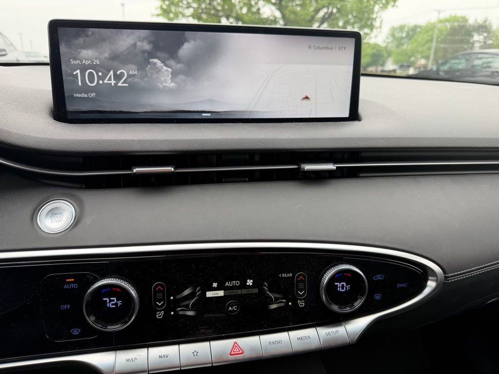 2024 Genesis Gv70 2.5T