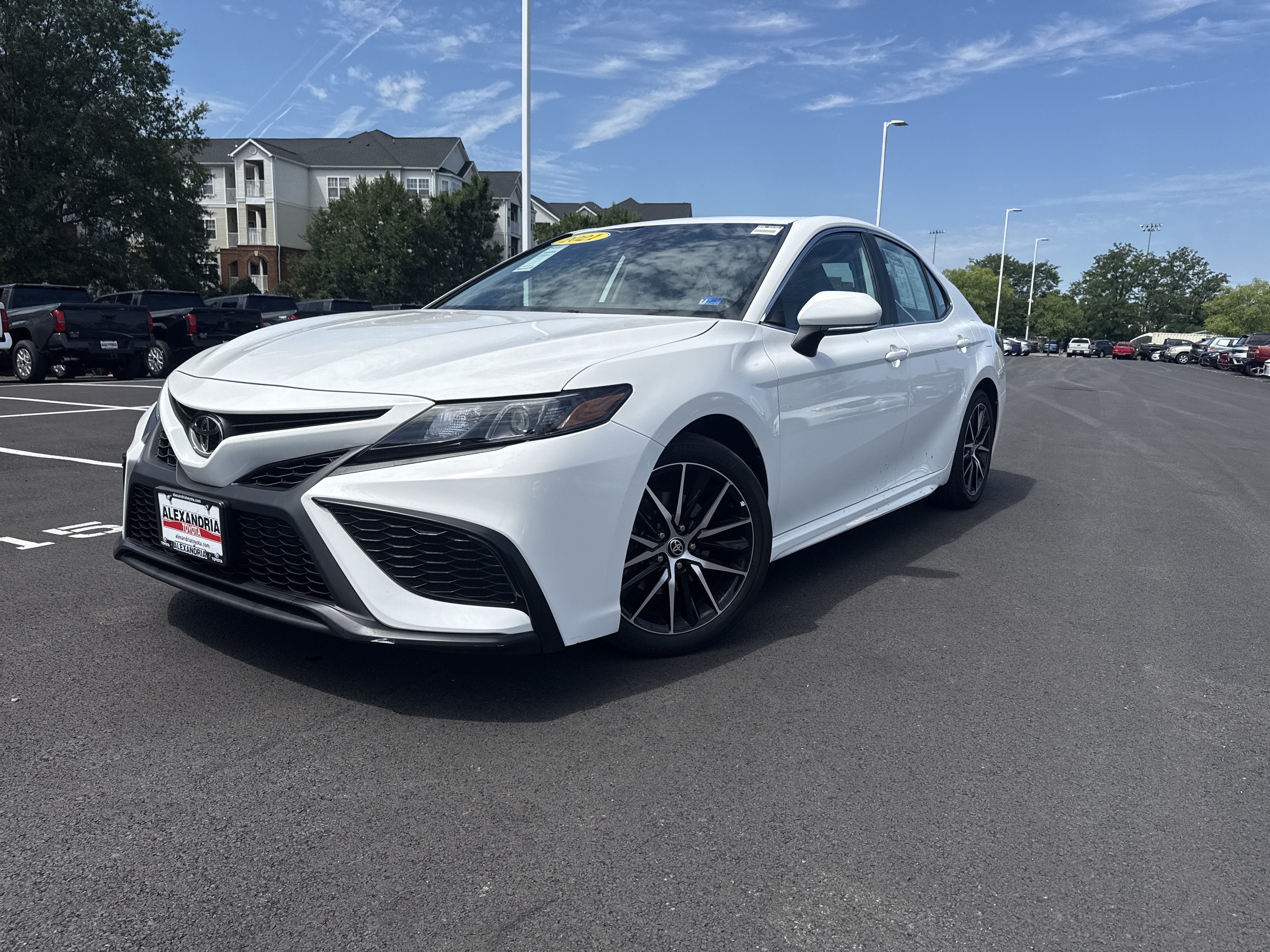 Used 2021 Toyota Camry SE