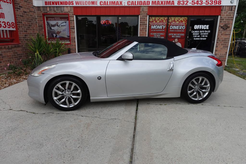 Used 2010 Nissan 370Z Touring