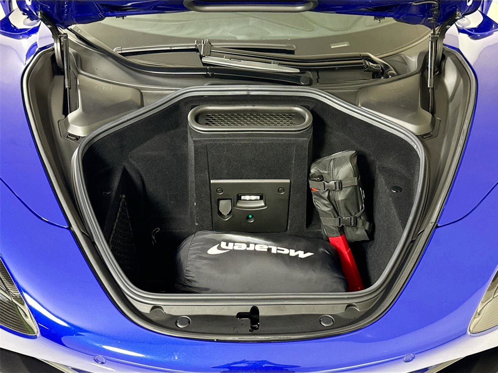 Used 2019 McLaren 720S Performance photo 27