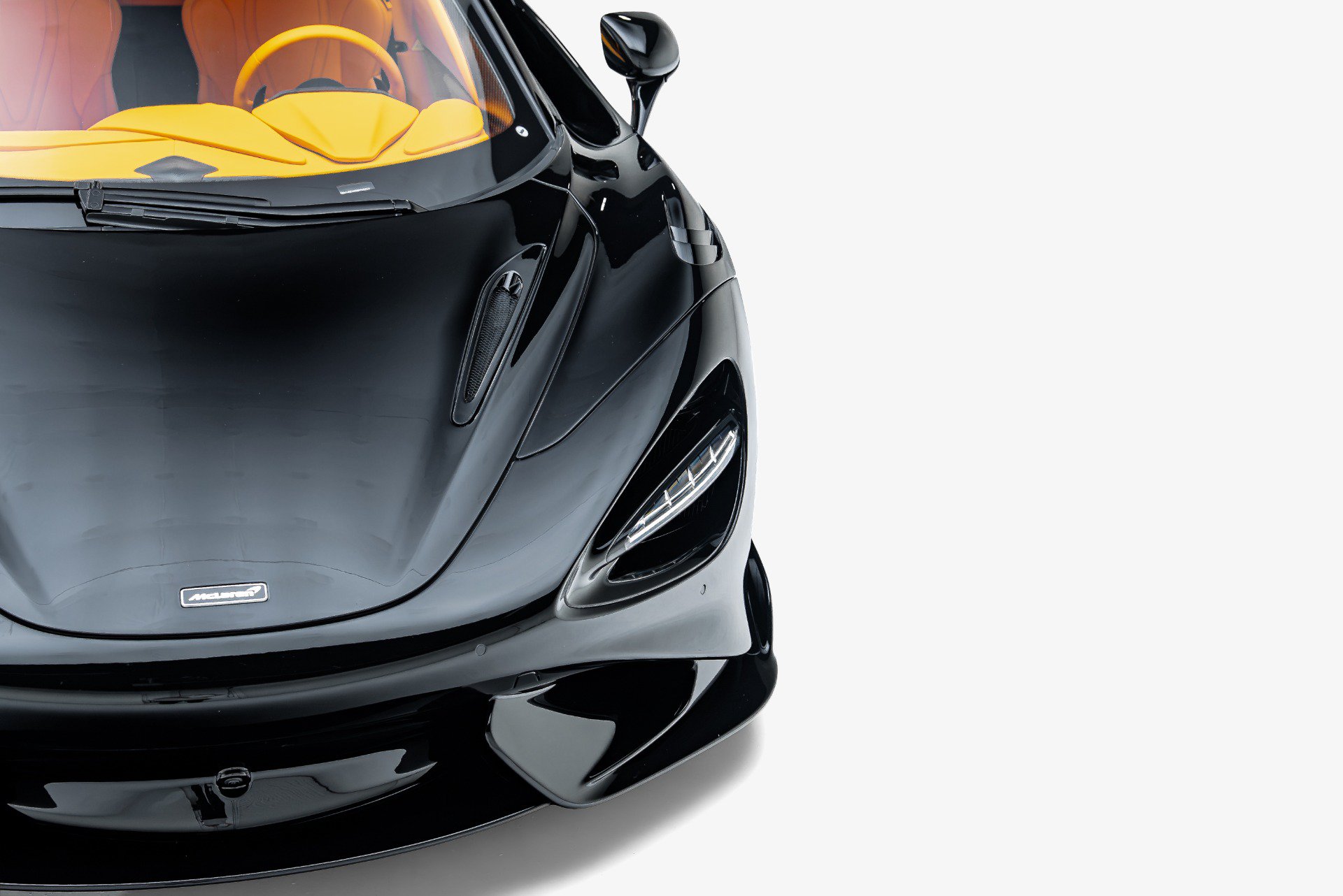 Used 2022 McLaren 765LT photo 33