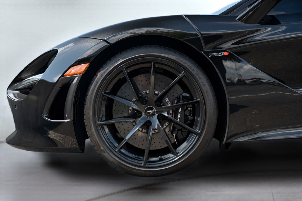Used 2019 McLaren 720S photo 29