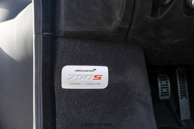 Used 2025 McLaren 750S photo 46