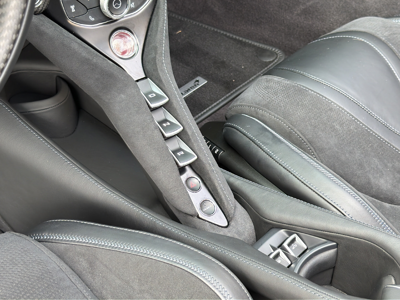 Used 2022 McLaren 720S Spider photo 20