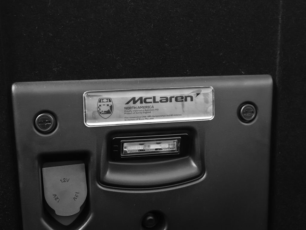 Used 2025 McLaren 750S Spider photo 15