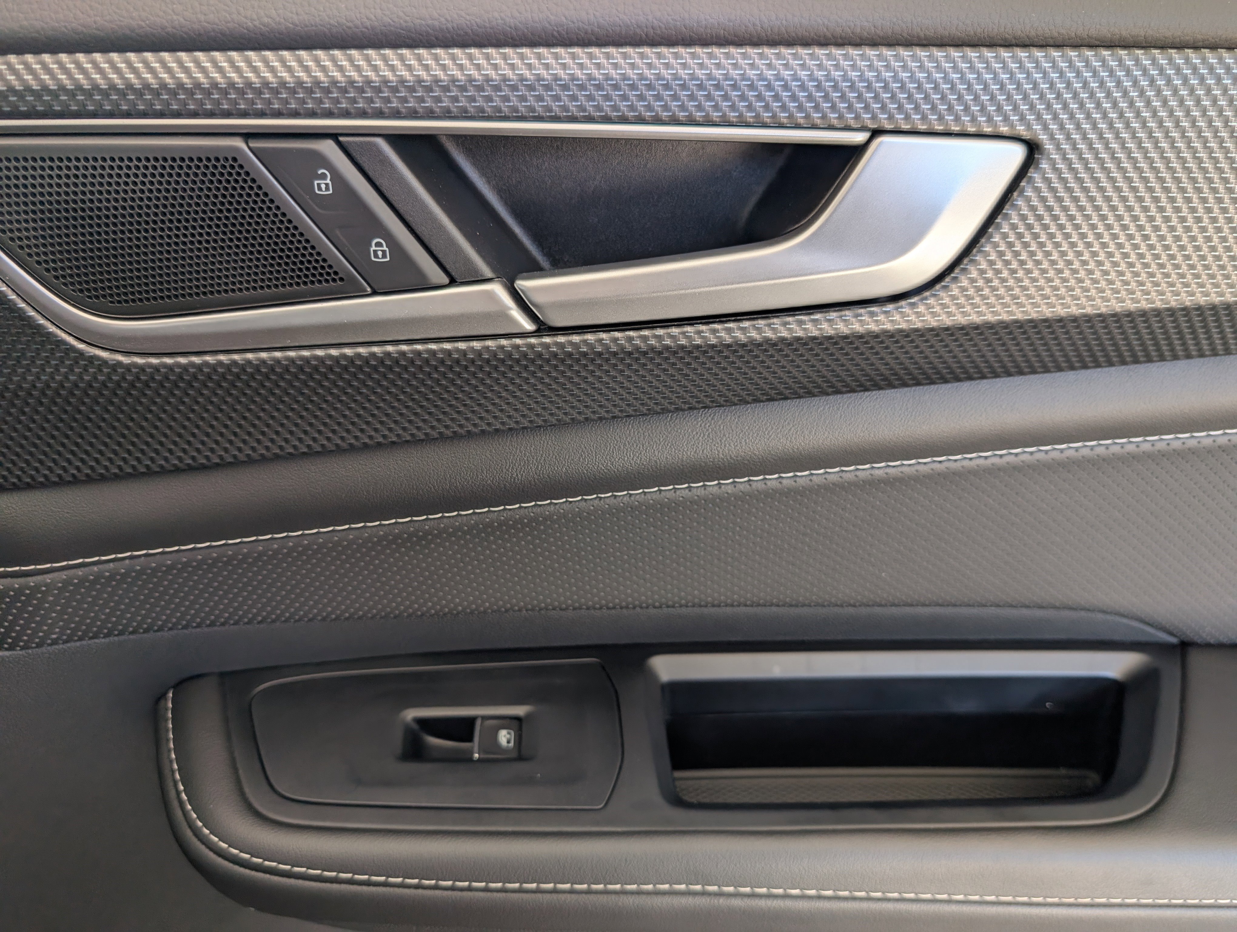 2025 Volkswagen Atlas Cross Sport SEL