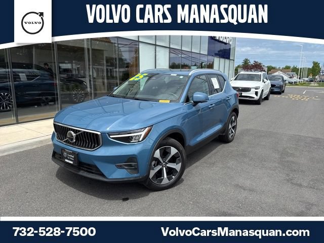 Certified 2025 Volvo XC40 B5 Plus