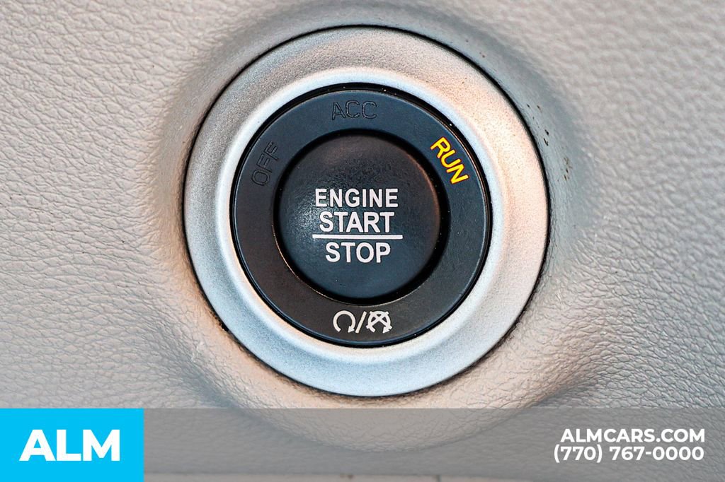 2024 Chrysler Pacifica Touring-L