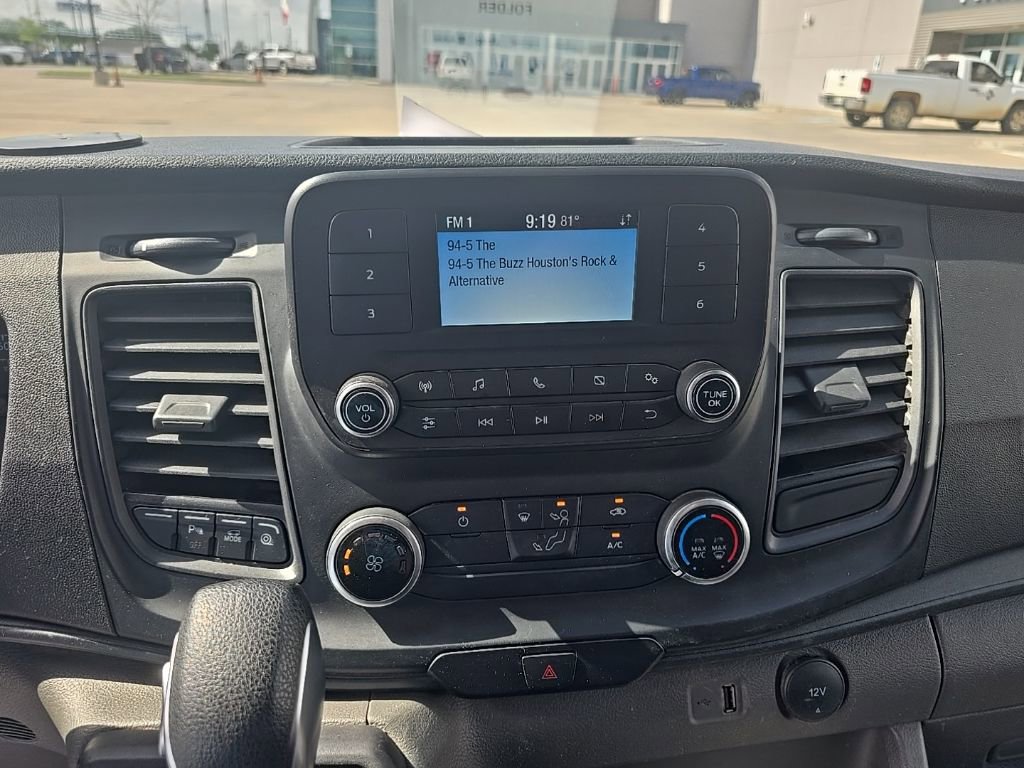 2023 Ford Transit 250 Medium Roof