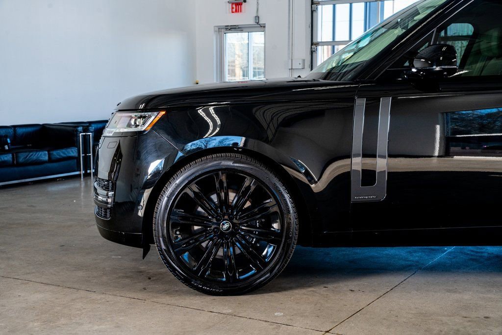 2024 Land Rover Range Rover Autobiography