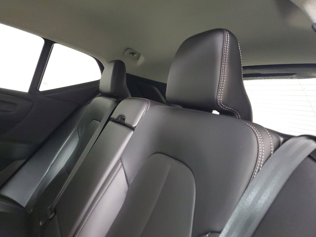 2026 Volvo Xc40 B5 Core