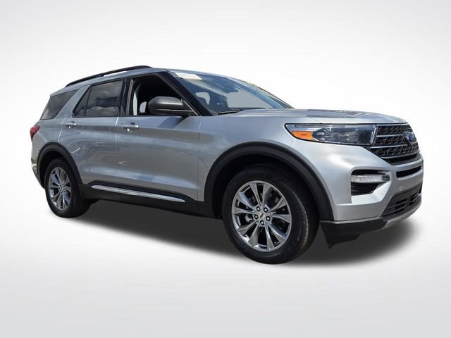 Certified 2022 Ford Explorer XLT w/ Equipment Group 202A