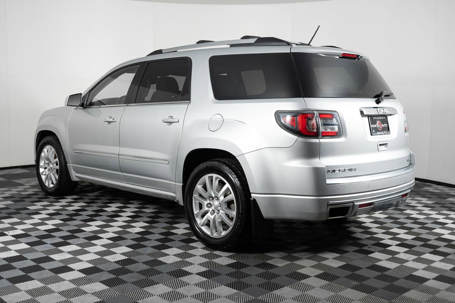 2015 GMC Acadia Denali
