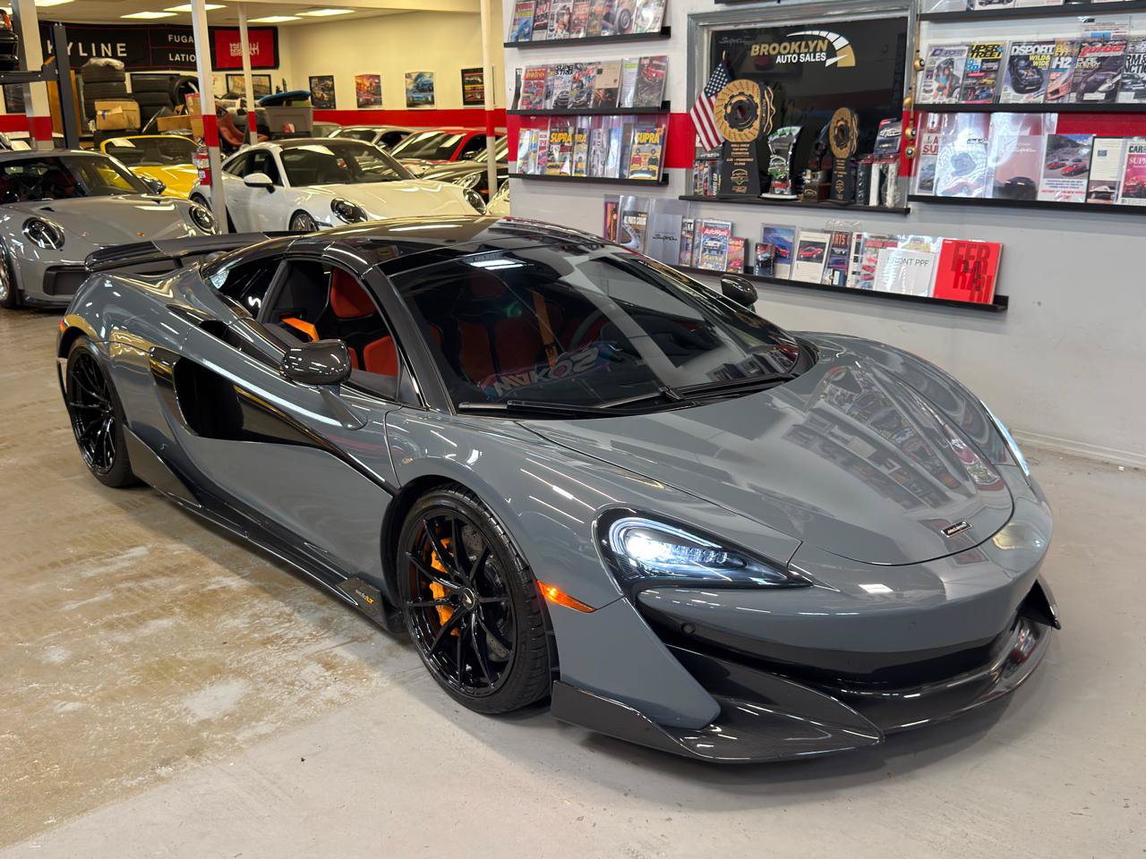 Used 2020 McLaren 600LT Spider photo 34