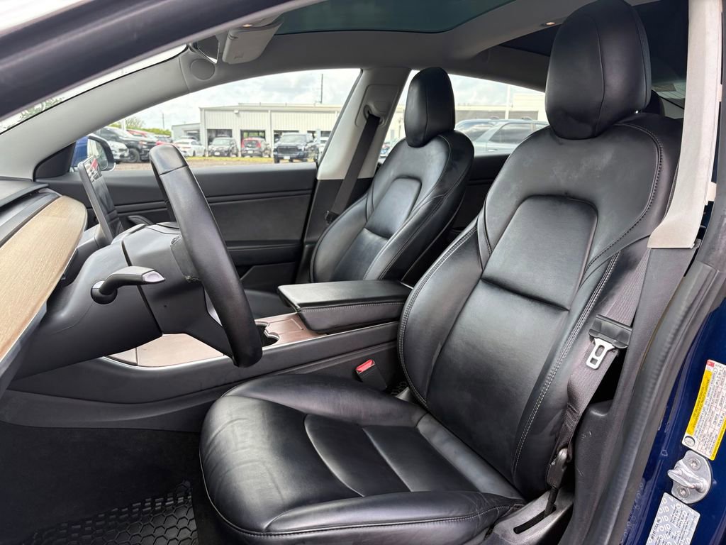 2019 Tesla Model 3 Standard Range Plus