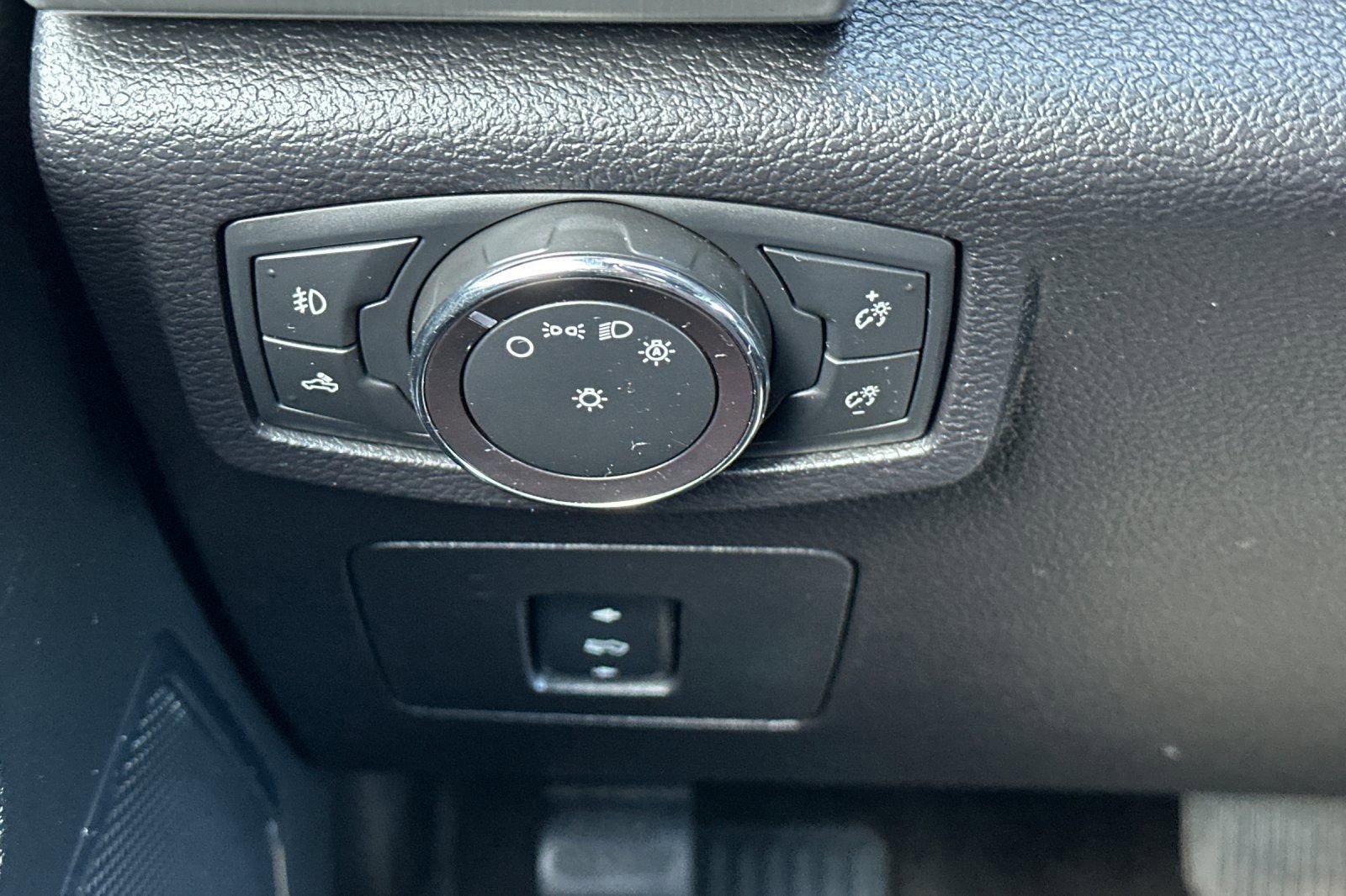 2017 Ford F150 Platinum