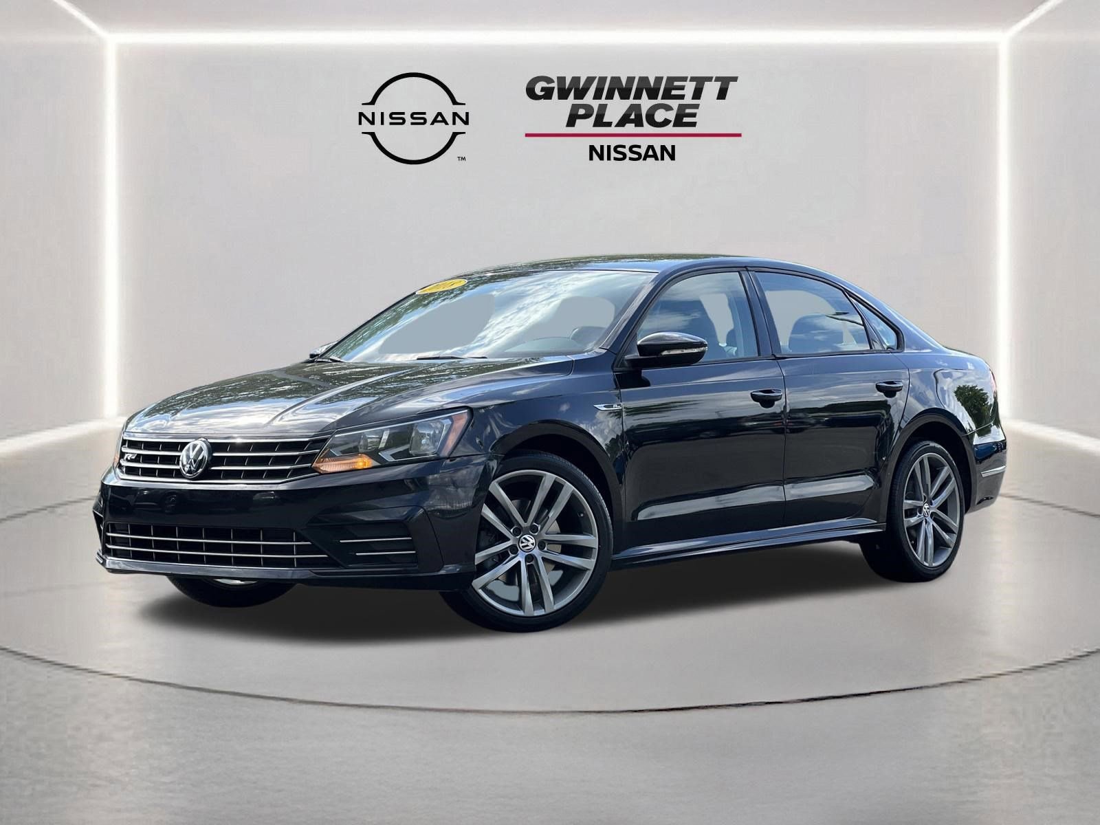 2018 Volkswagen Passat 2.0T R-Line