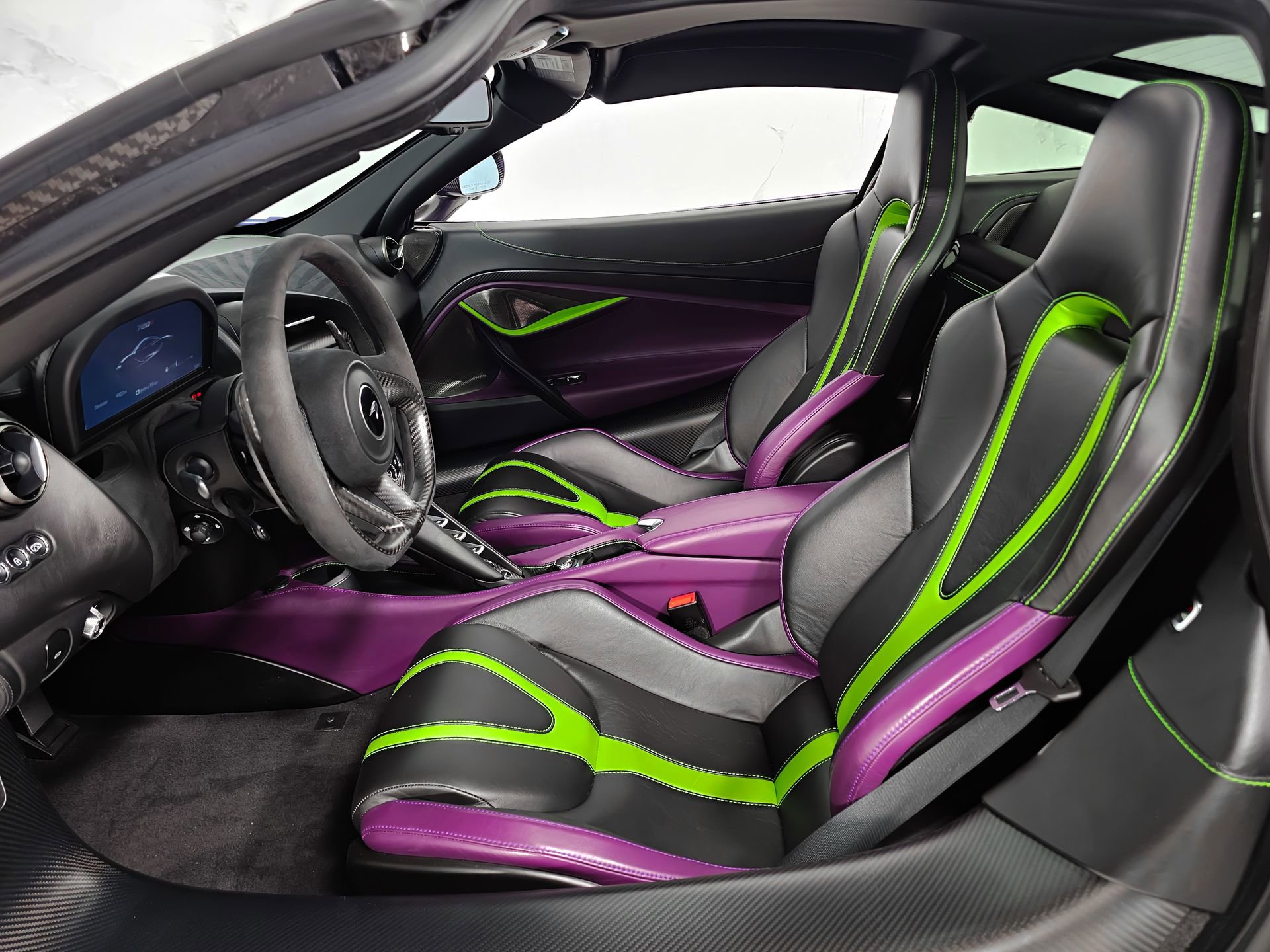 Used 2019 McLaren 720S photo 46