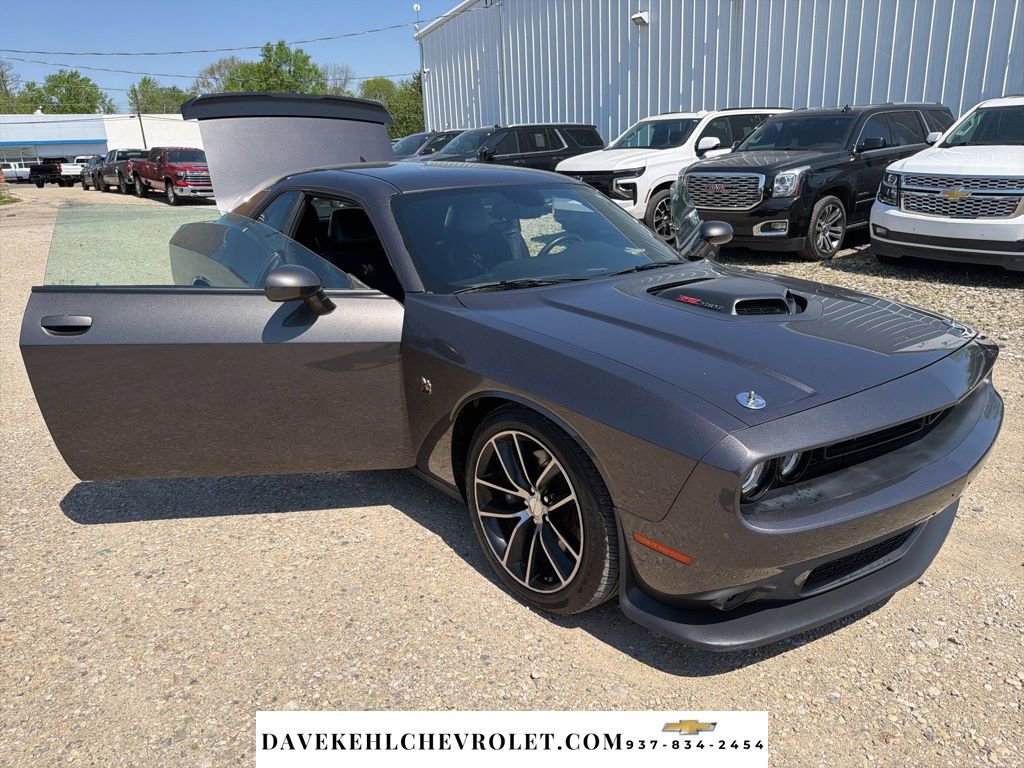 2016 Dodge Challenger R/T Scat Pack