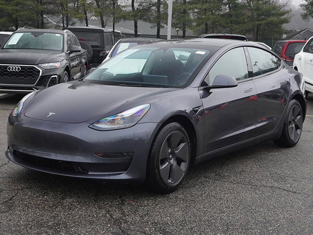 2023 Tesla Model 3 Standard Range