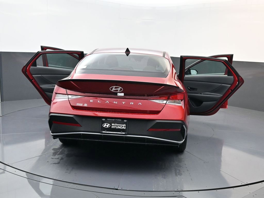 2025 Hyundai Elantra Sport