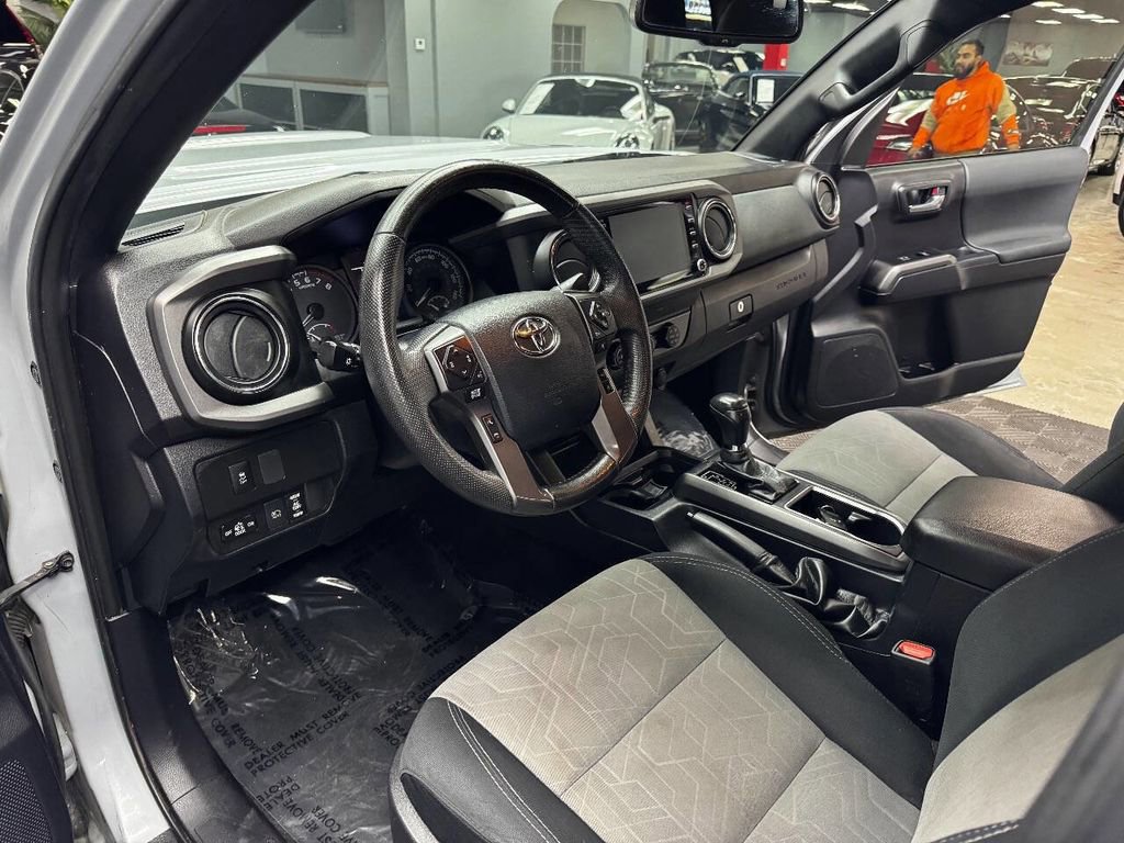 2020 Toyota Tacoma TRD Sport