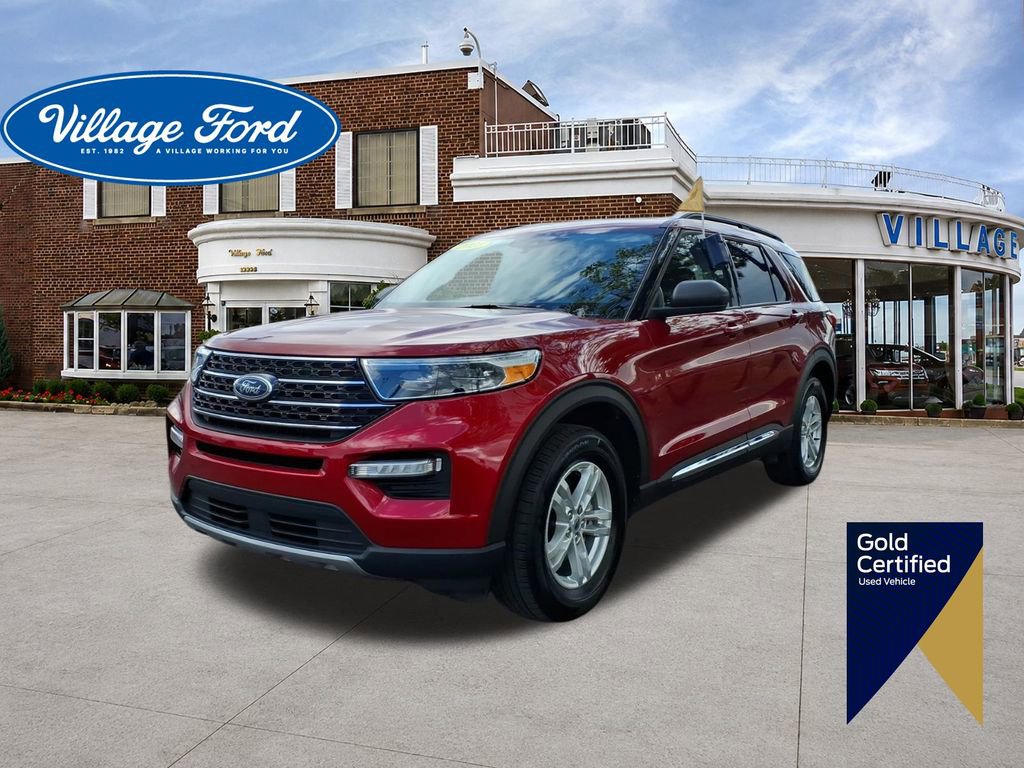 Certified 2023 Ford Explorer XLT w/ Equipment Group 202A