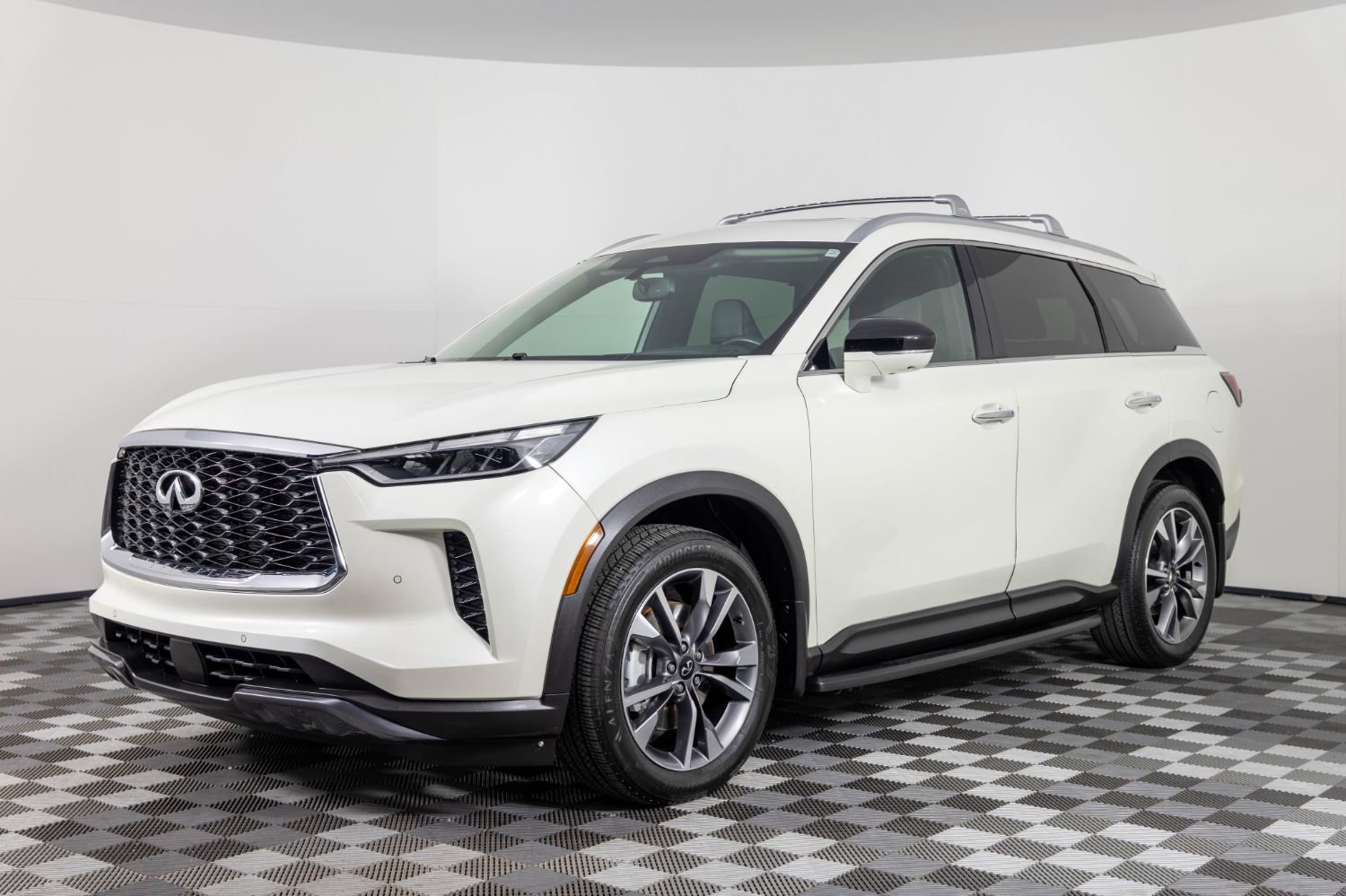 Used 2022 INFINITI QX60 Luxe w/ Cargo Package