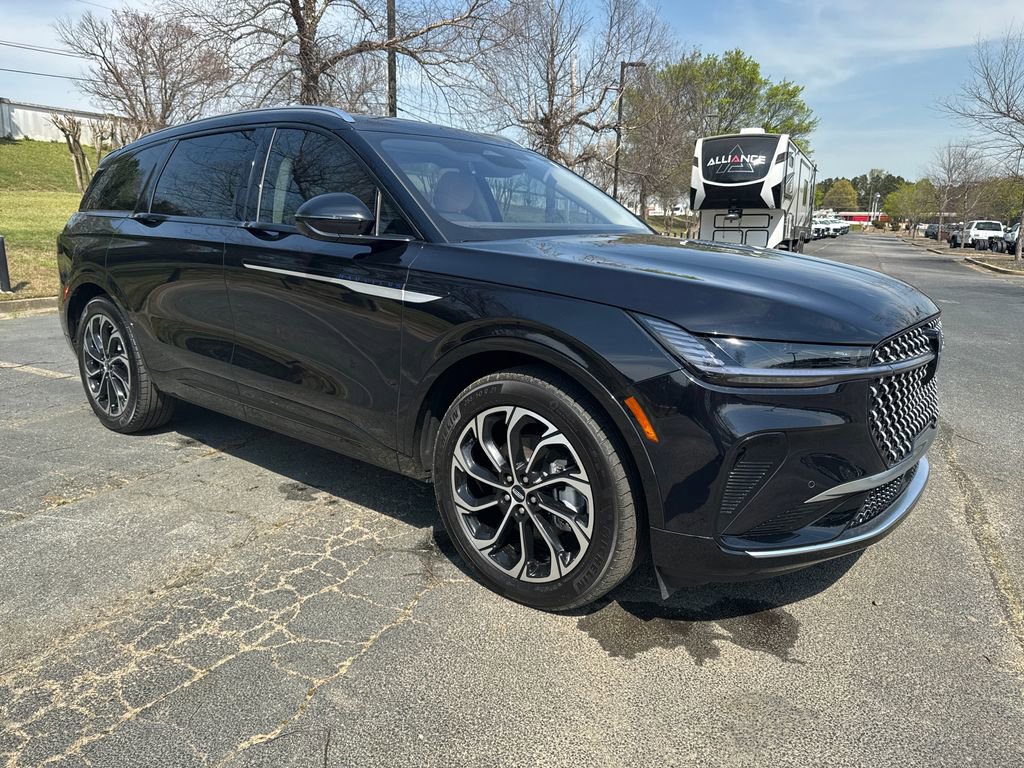 2025 Lincoln Nautilus Reserve