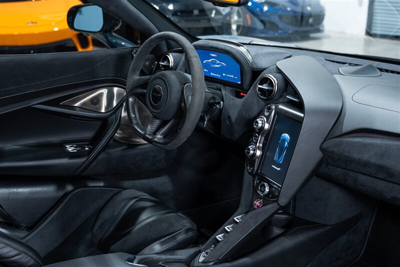Used 2018 McLaren 720S Performance photo 46